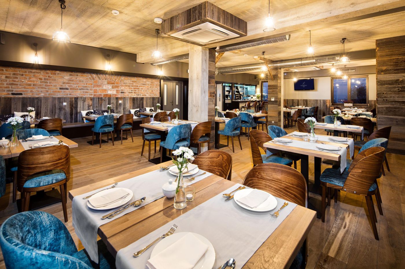 Szary-Residence-Restaurant-20