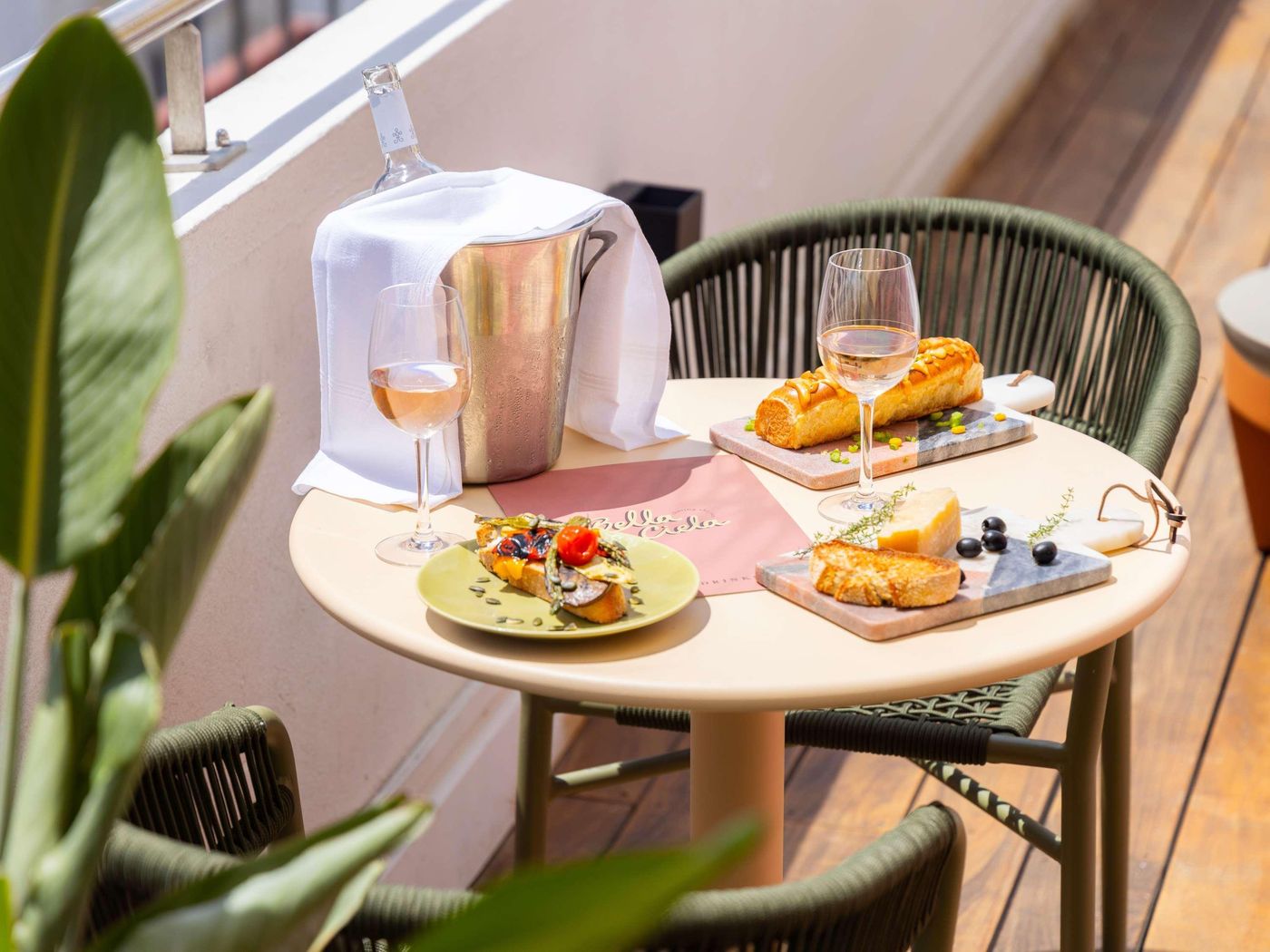 Mercure-Nice-Centre-Notre-Dame-Bar-19