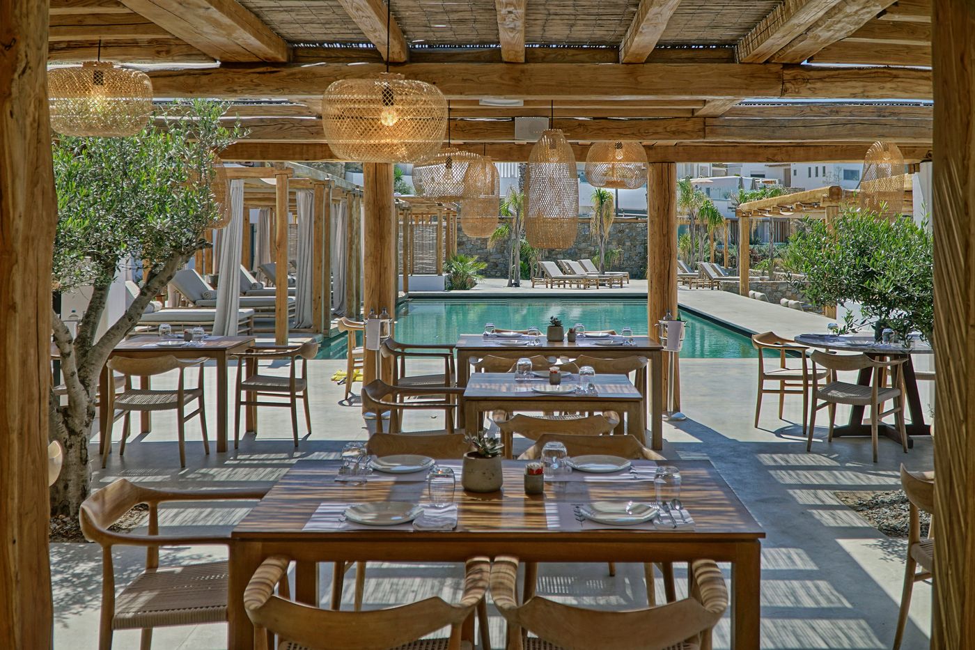 Branco-Mykonos-Restaurant-12