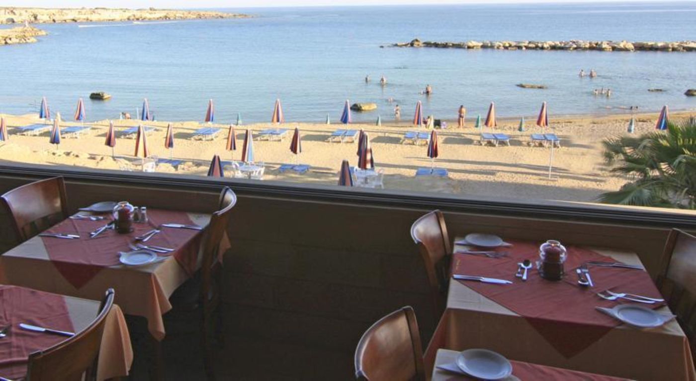 Corallia-Beach-Restaurant-22