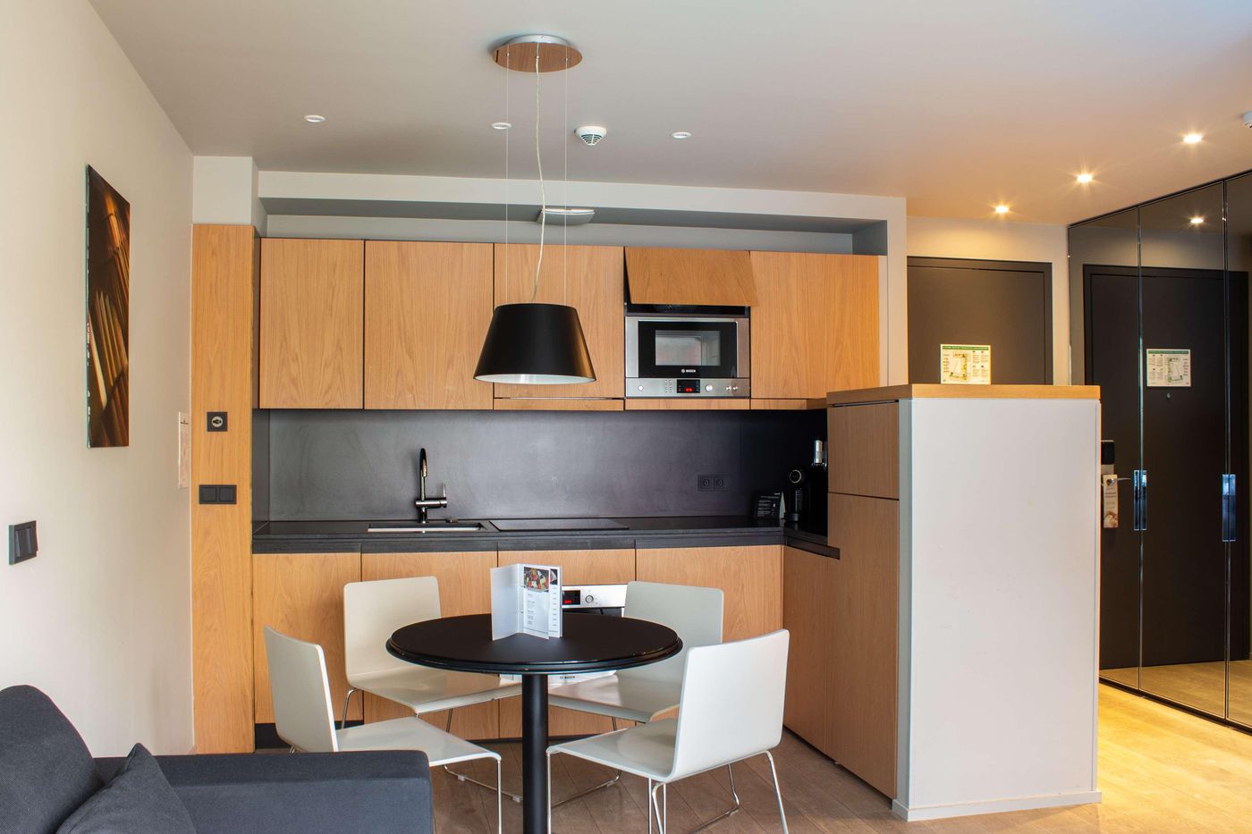 SANA-Berlin-Hotel-Room-6