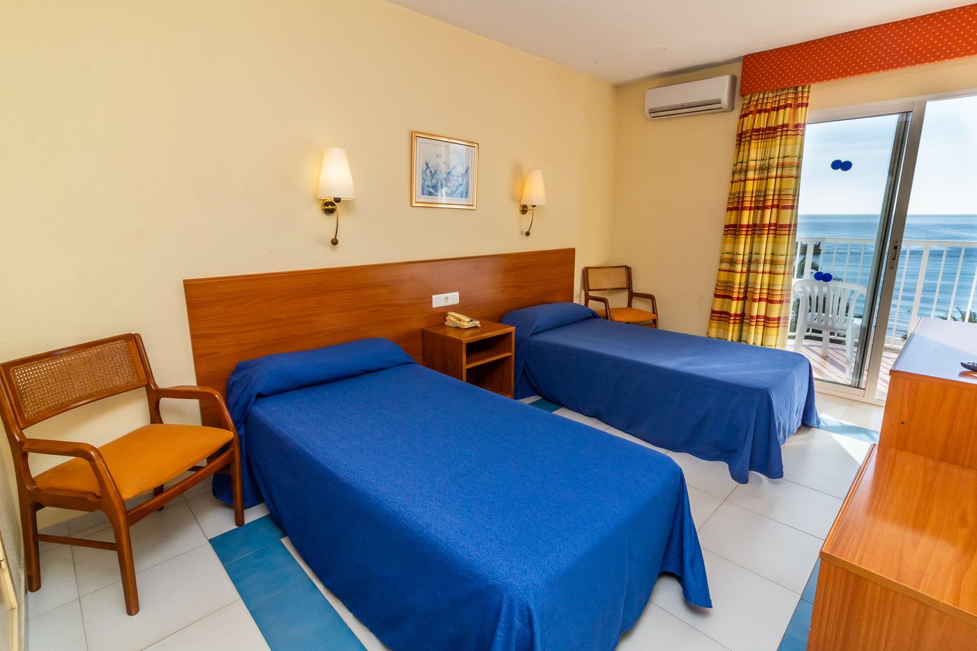 Port Hotel Mar Blau - Adults Only