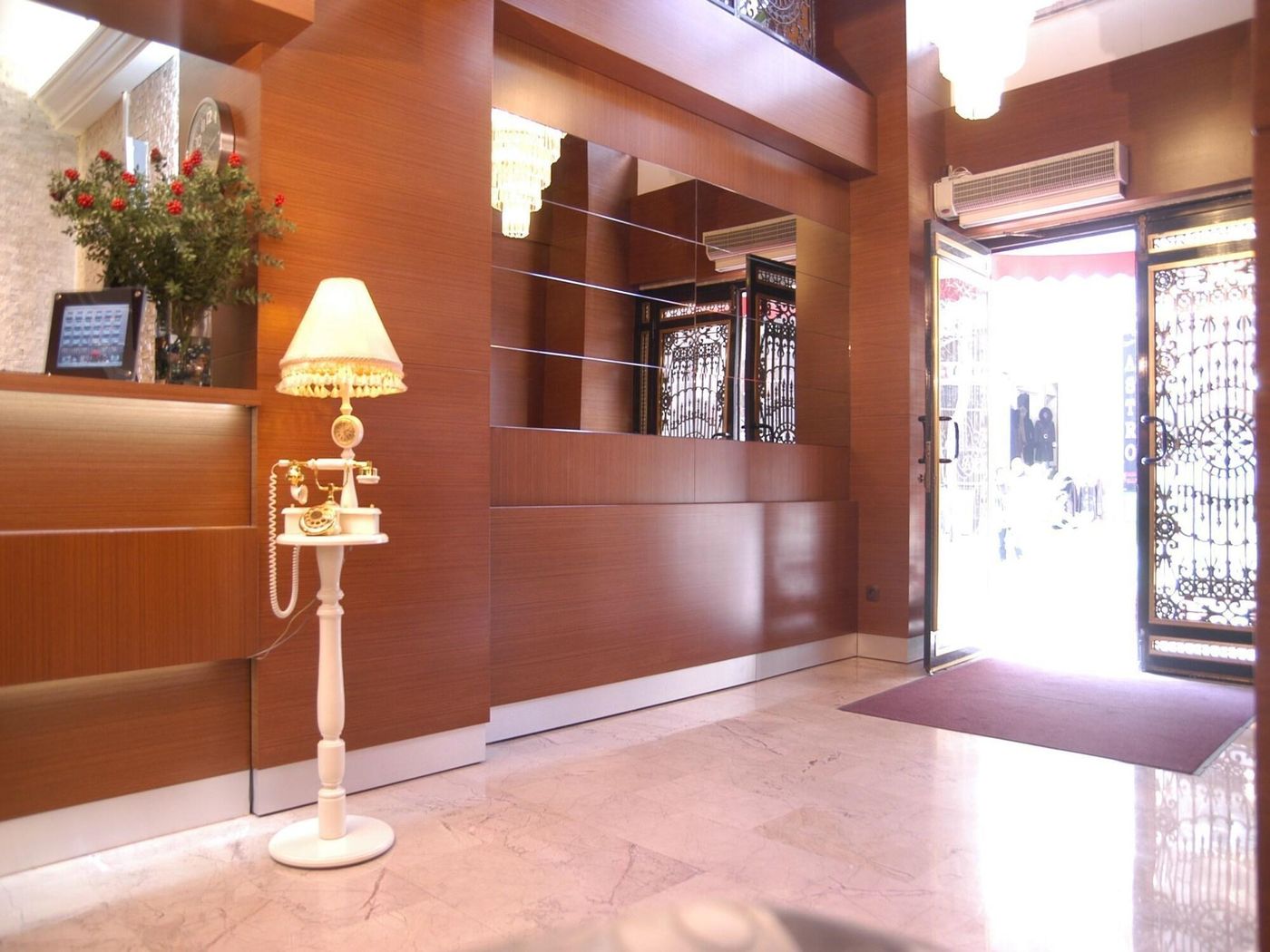 Maya -Turkey-ISTANBUL-Lobby-3