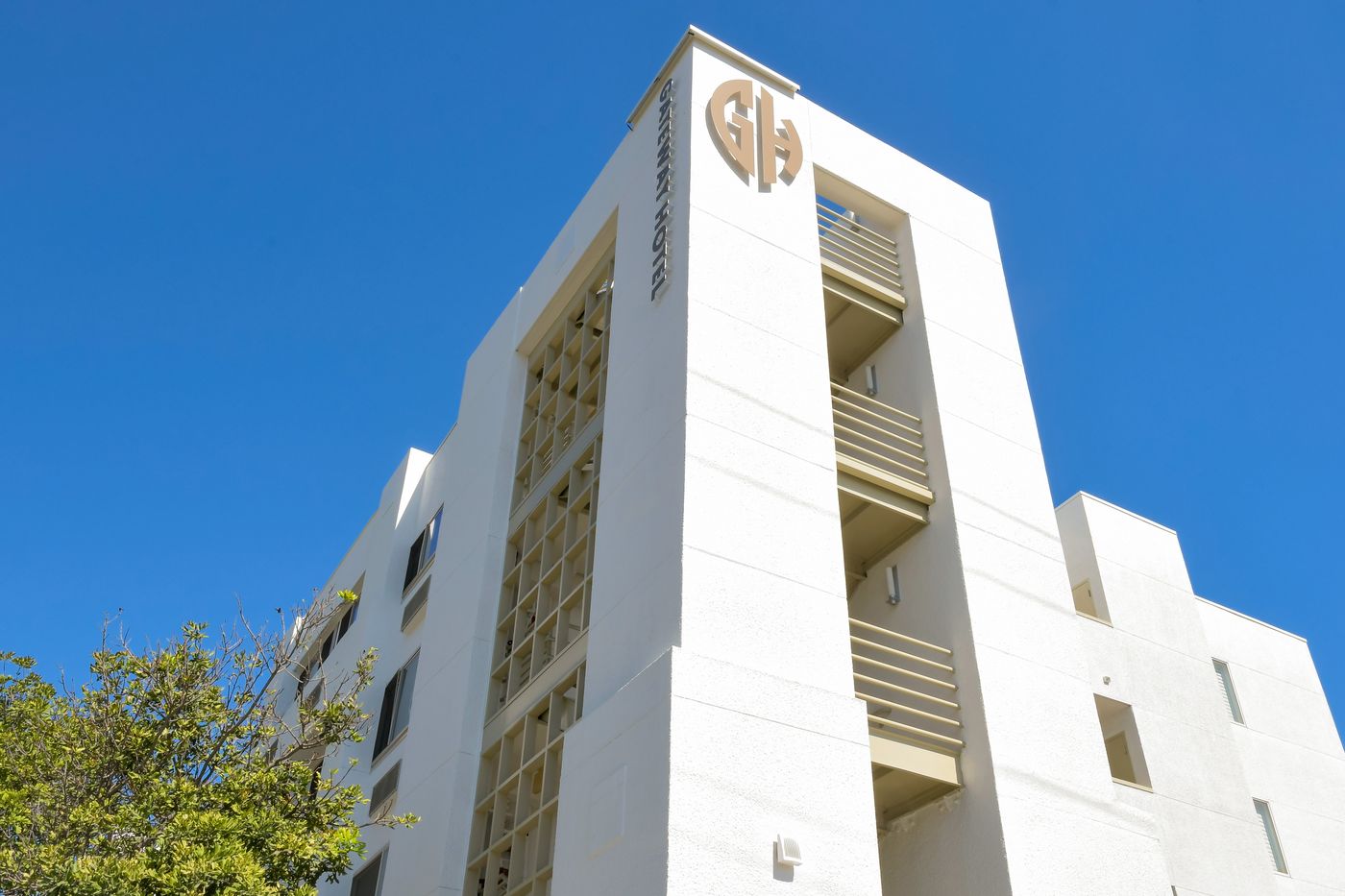 Gateway-Hotel-Santa-Monica-General-view-1