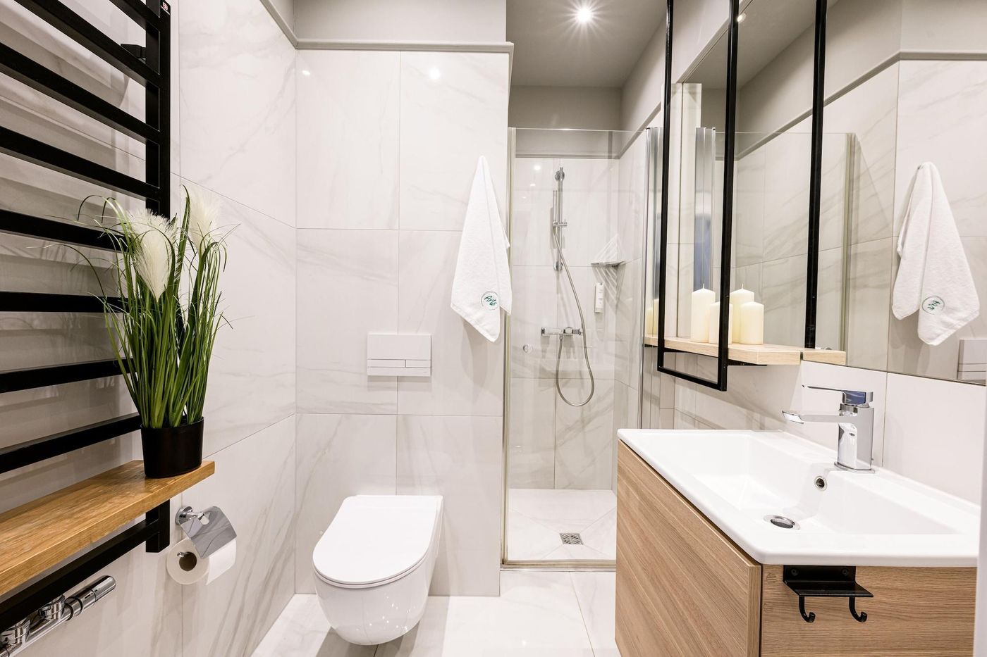 Arts-Apartments-Room-51