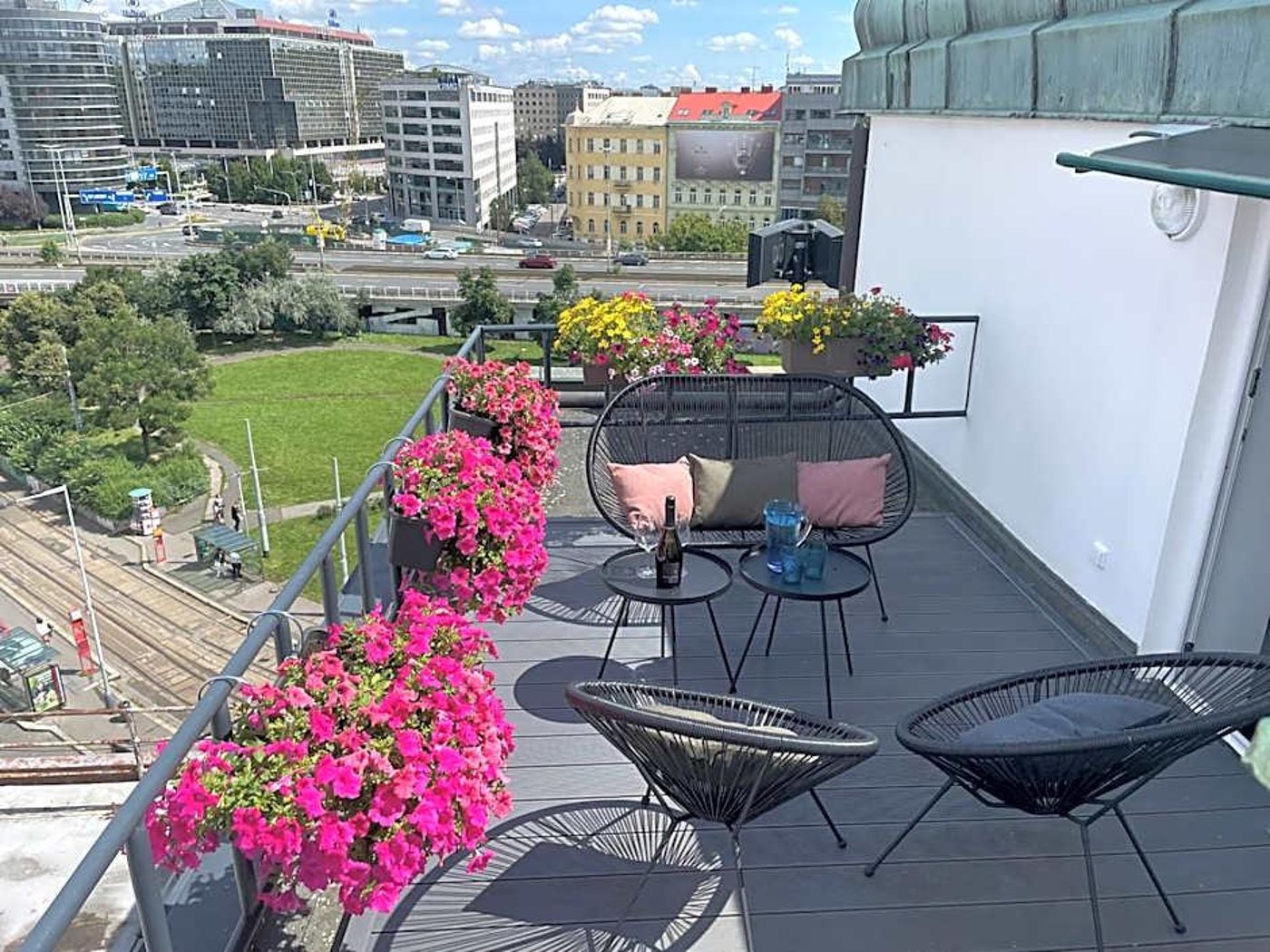 Rooftop-Planet-Prague-Hotel-General-view-20