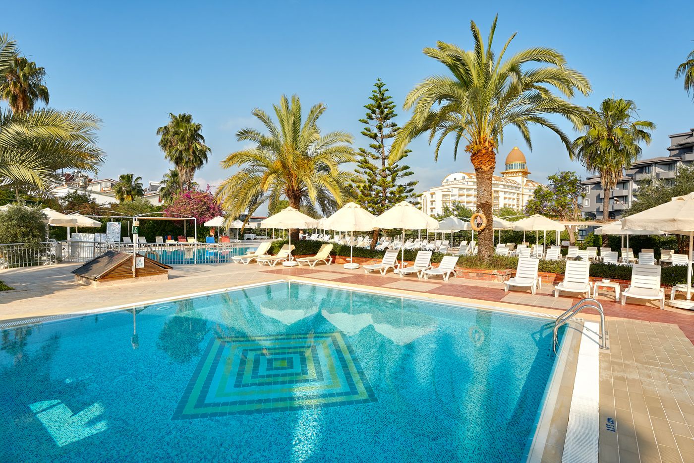 Seaden-Side-Corolla-Pool-2