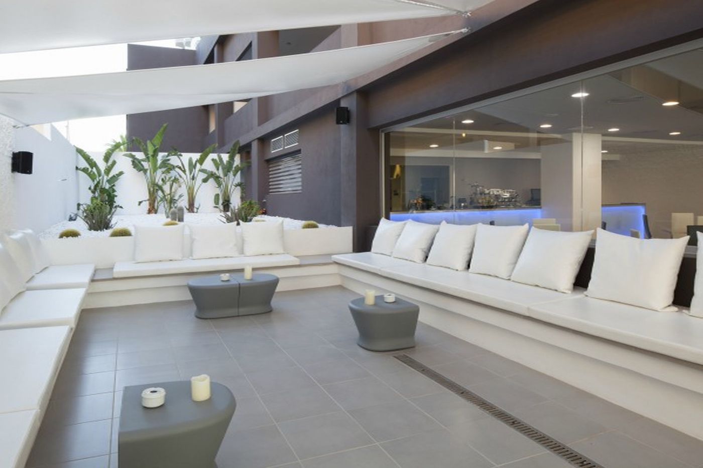 Axel-beach-Ibiza---Adults-Only-Restaurant-20