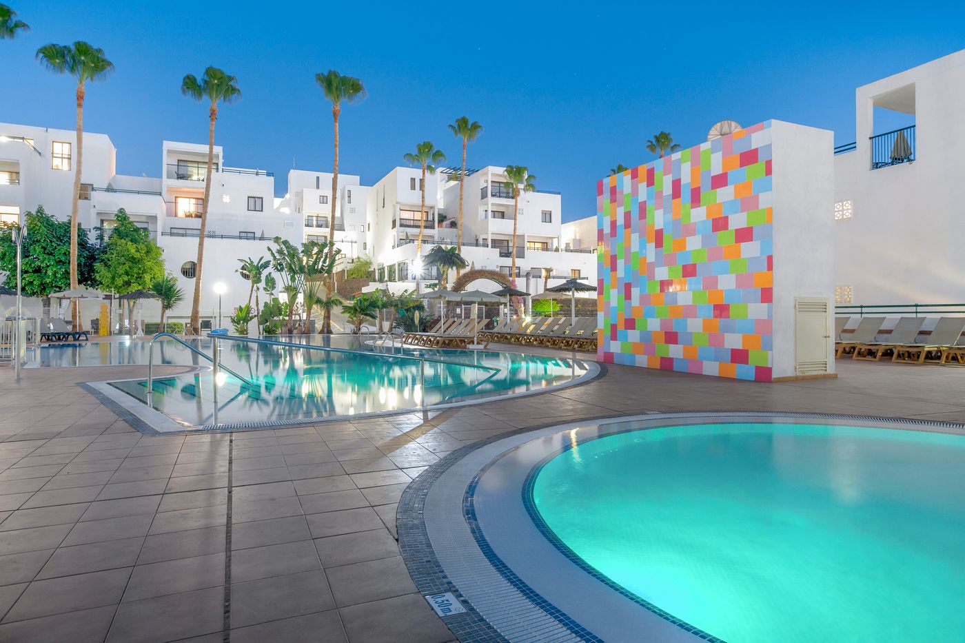 Sunset-Bay-Club-Pool-3