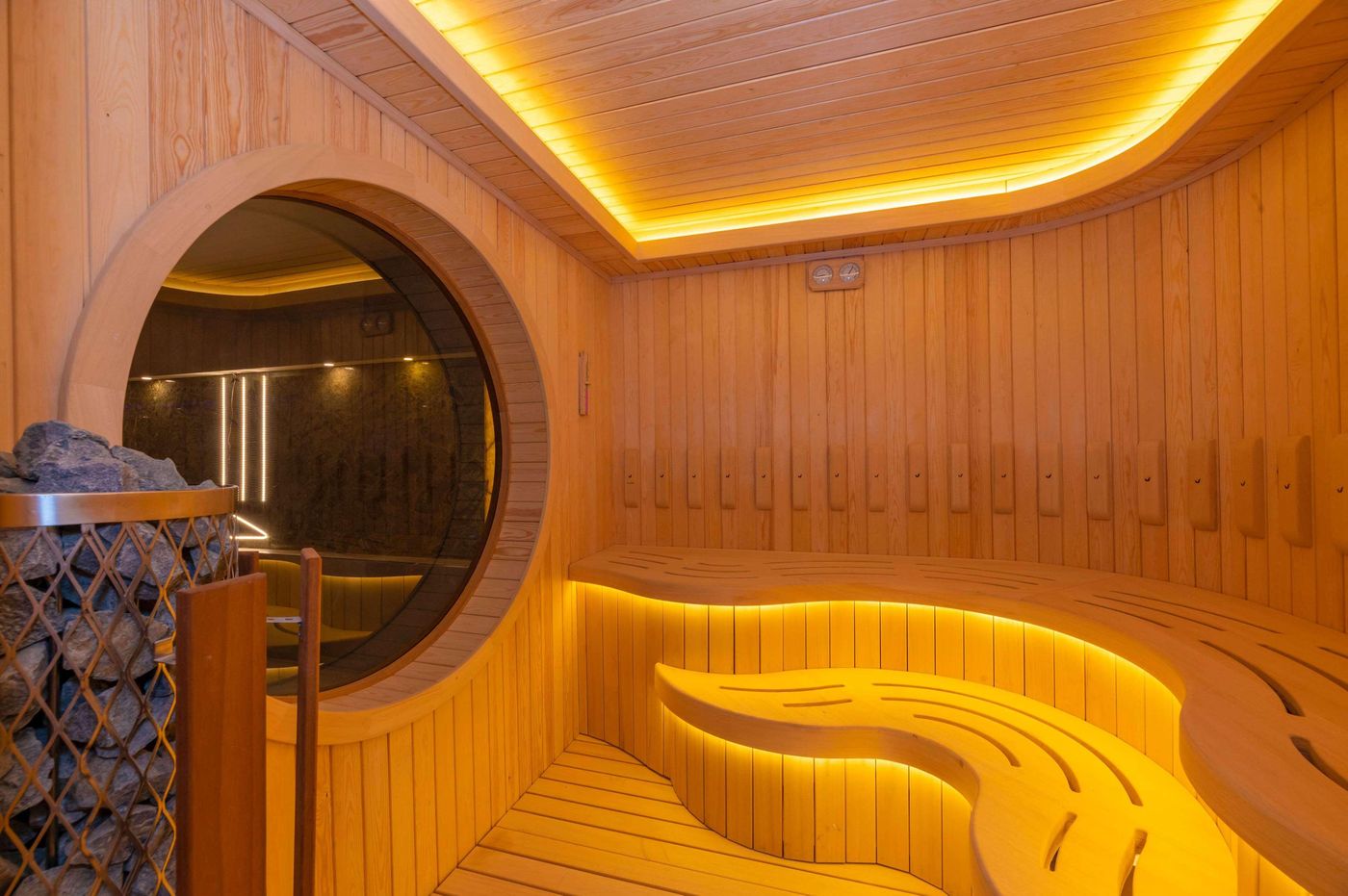 The-Peak-Hotel-Sports-and-Entertainment-51