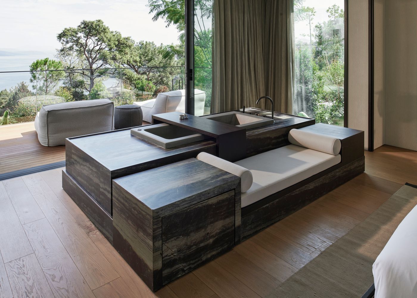 Hilton-Bodrum-Turkbuku-Resort---Spa-Room-71