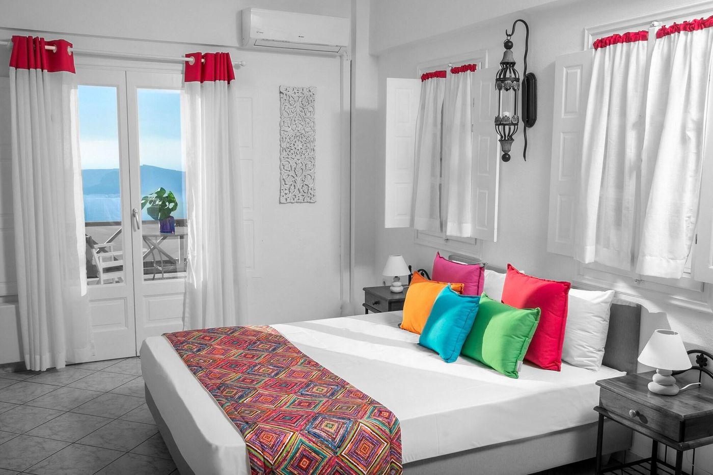 Abelonas-Retreat-Sunset-and-Sunrise-Lodgins-Room-8