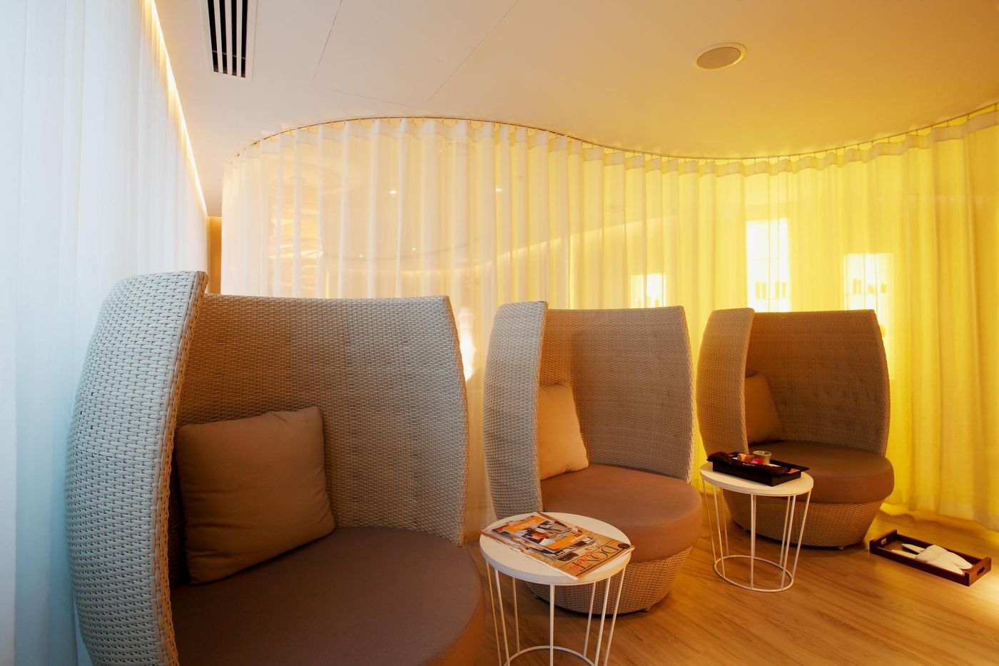 Centara-Watergate-Pavilion-Hotel-Bangkok-Sports-and-Entertainment-20