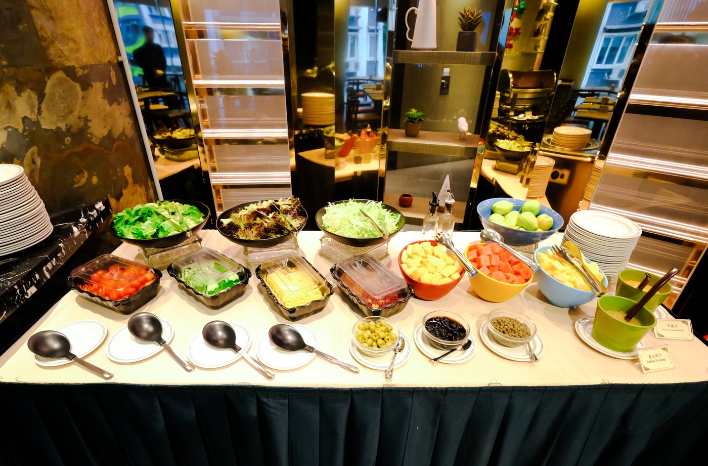 South-Pacific-Hotel-Restaurant-30