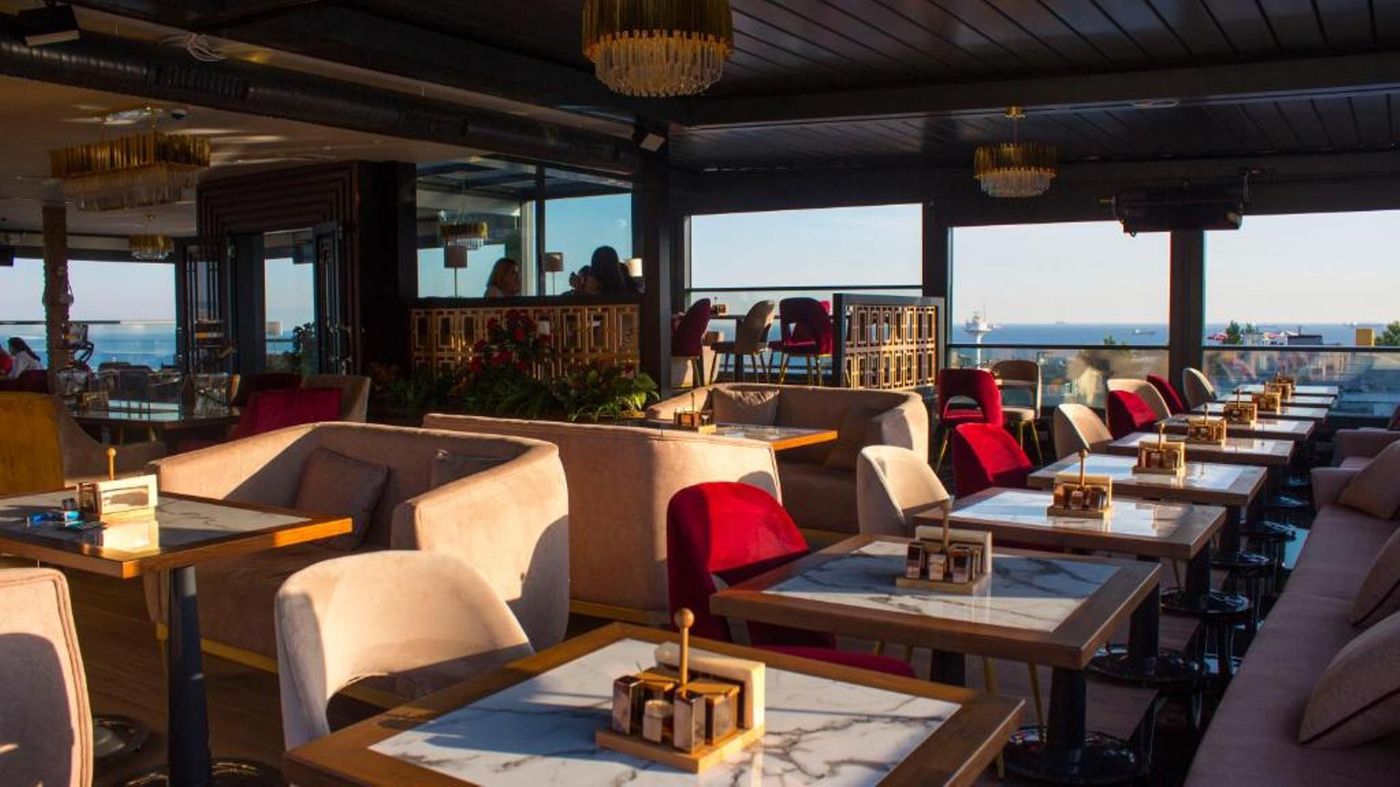 The-Byzantium-Hotel---Suites-Terrace-49