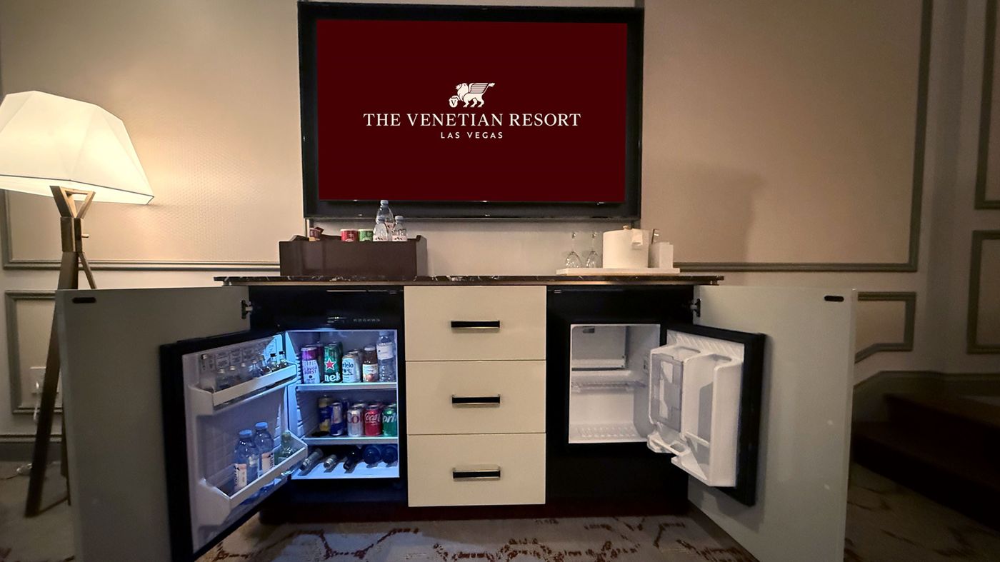 The-Venetian-Resort-Las-Vegas-Room-52