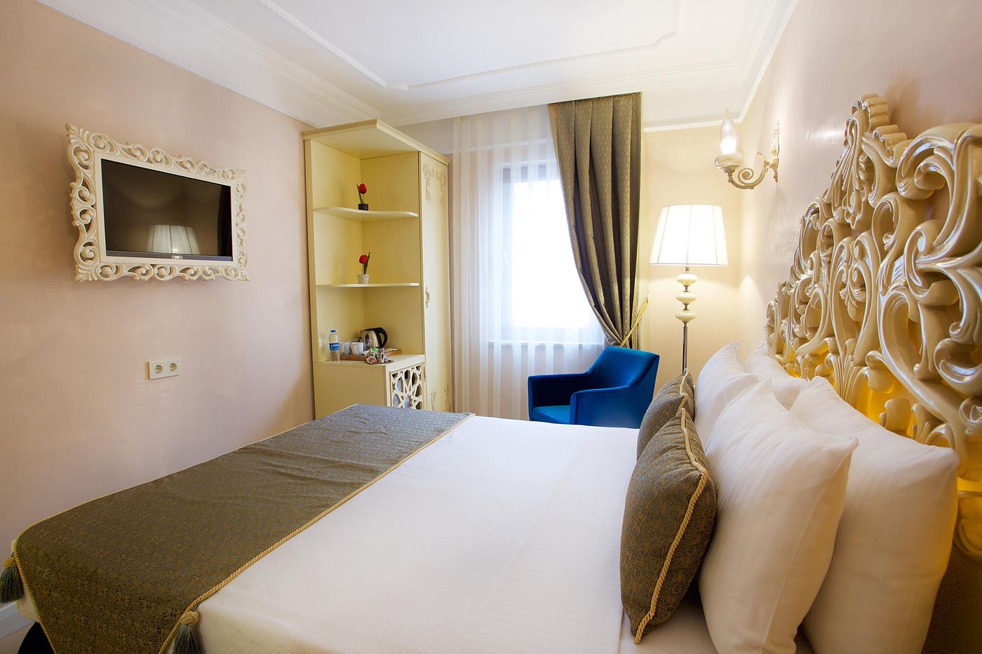 Edibe-Sultan-Hotel-Room-11