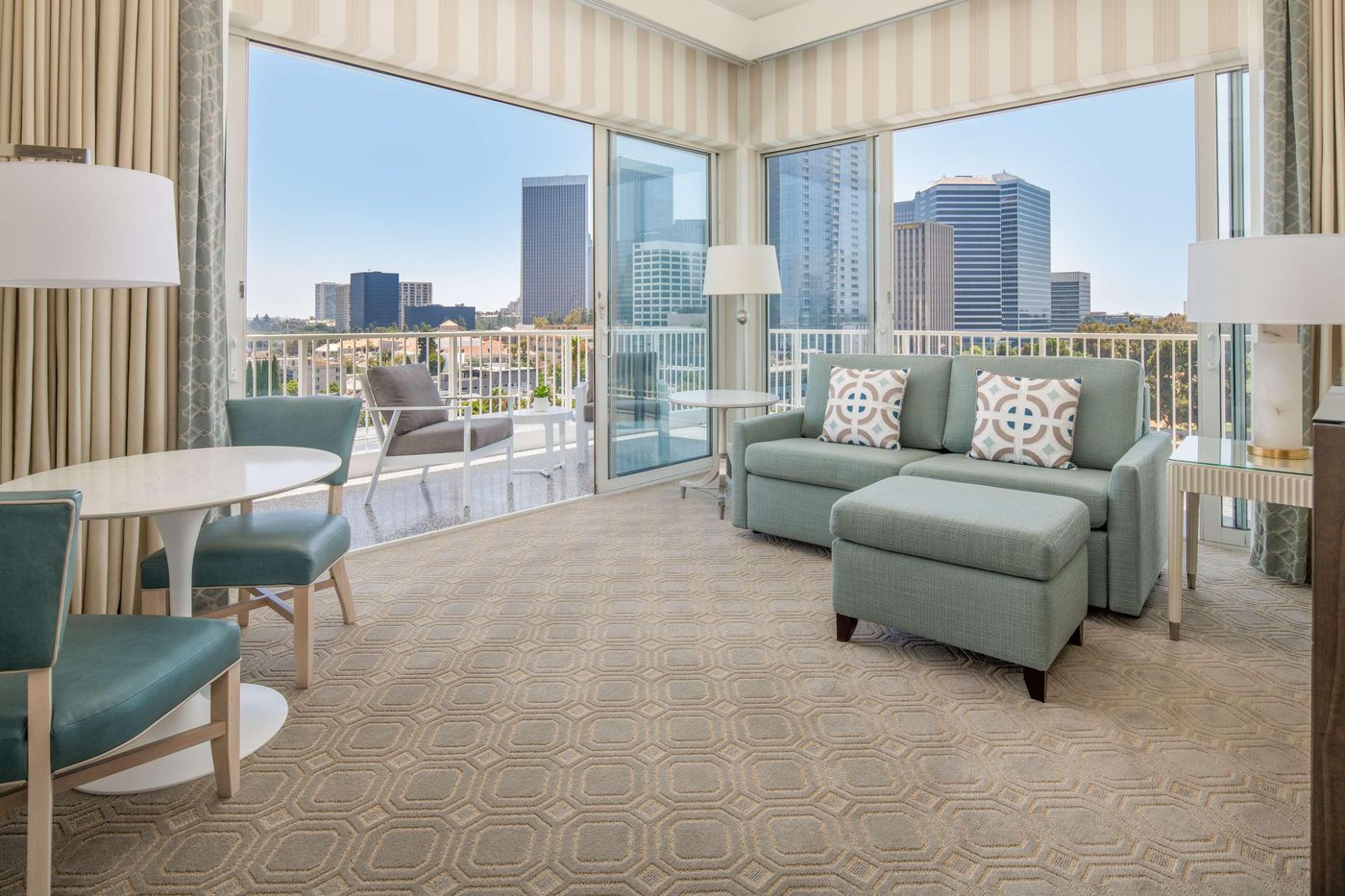 Beverly-Hilton-Room-12