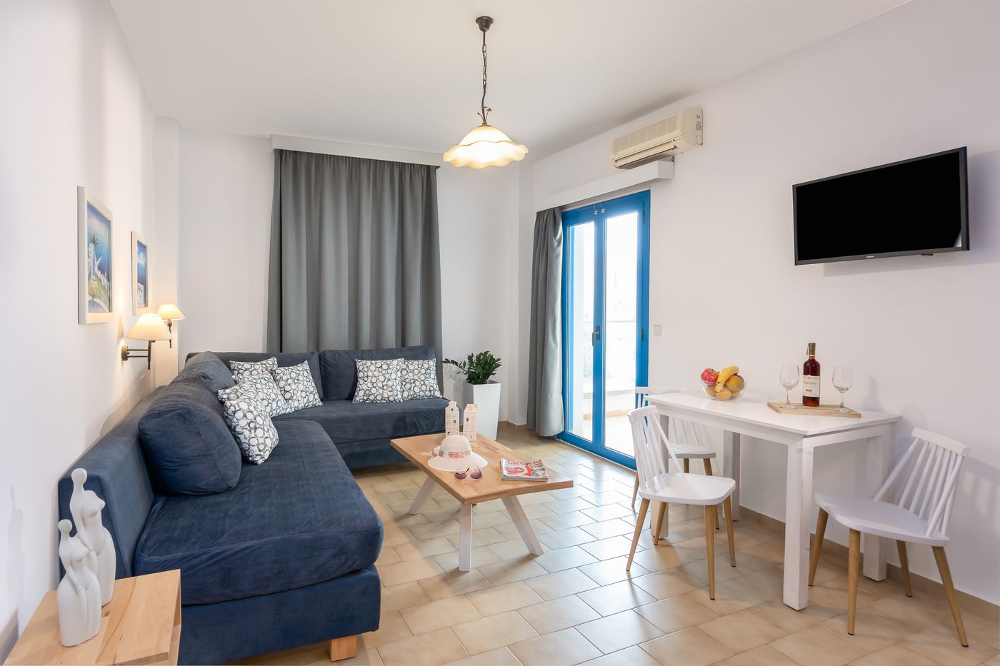 Nana-Angela-Apartments-Room-25