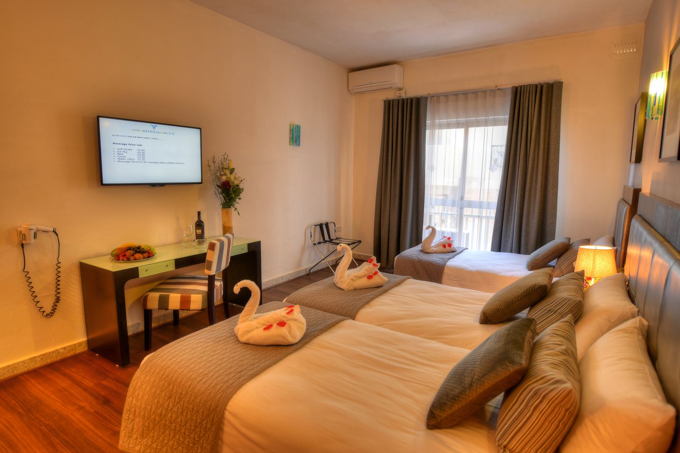 St-Julians-Bay-Hotel-Room-4