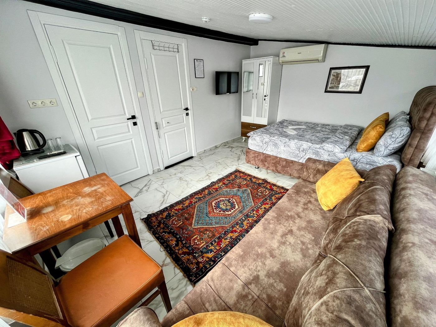 Pembe Hotel-Turkey-Istanbul-Room-5