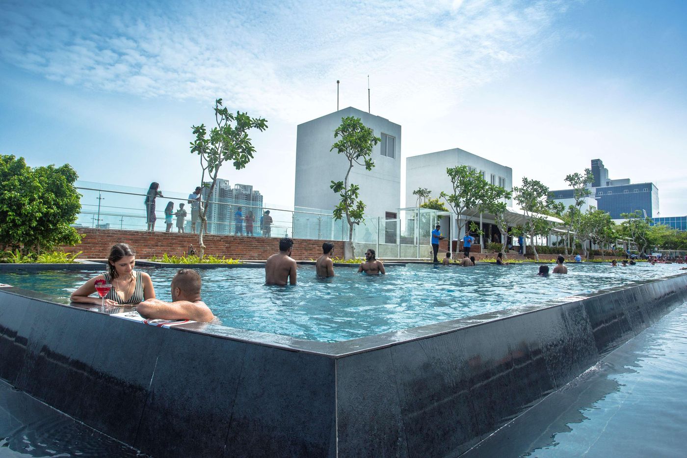 Marino-Beach-Colombo-Pool-5