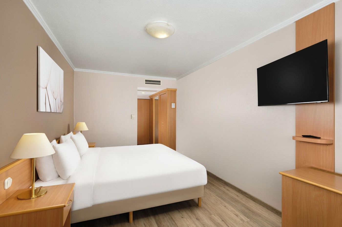 Danubius-Hotel-Arena-Room-22