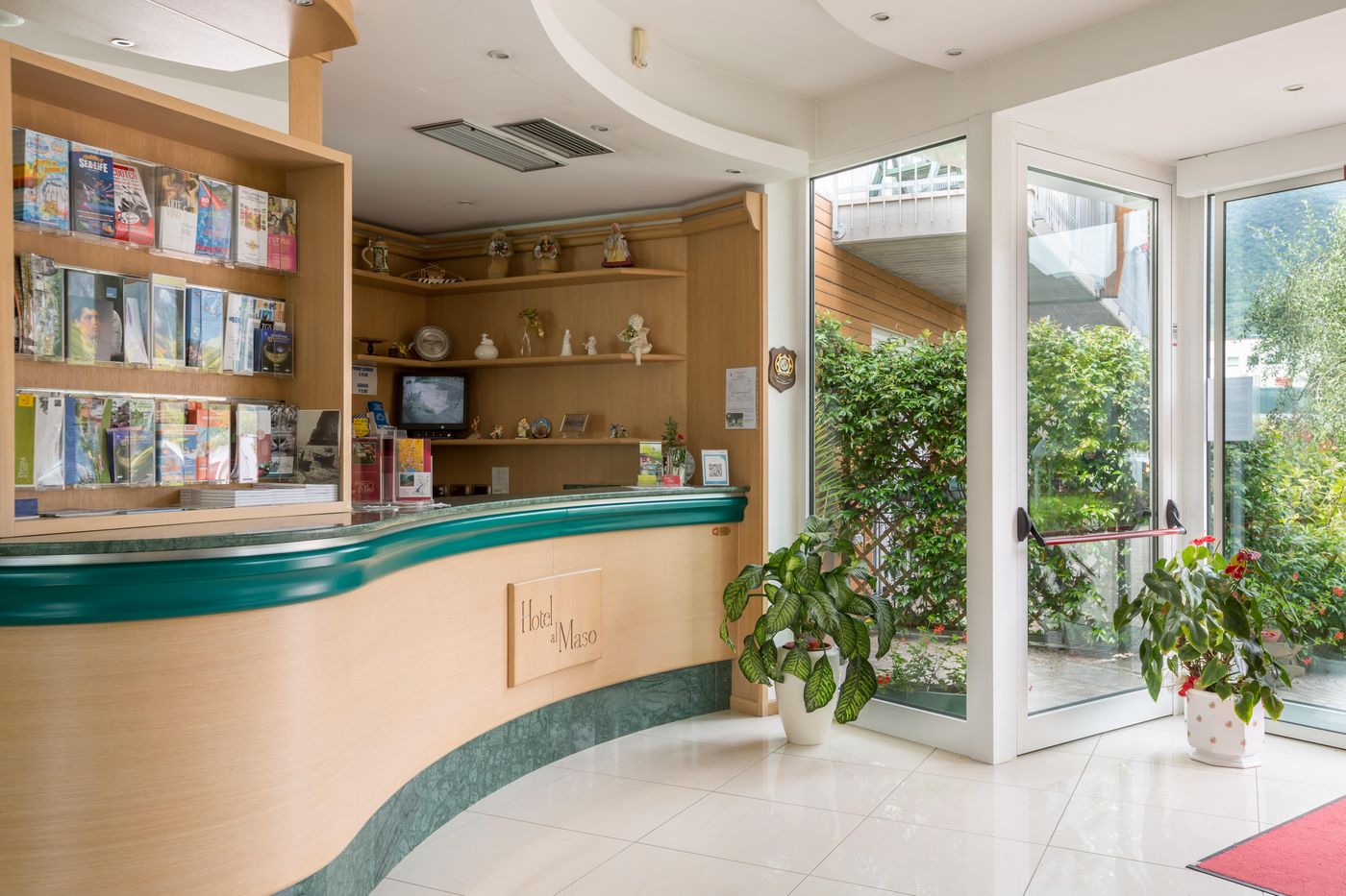 Hotel Al Maso-Italy-Riva del Garda TN-Lobby-9