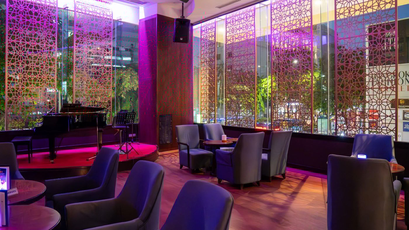 Holiday-Inn-Bangkok-Silom-Restaurant-18