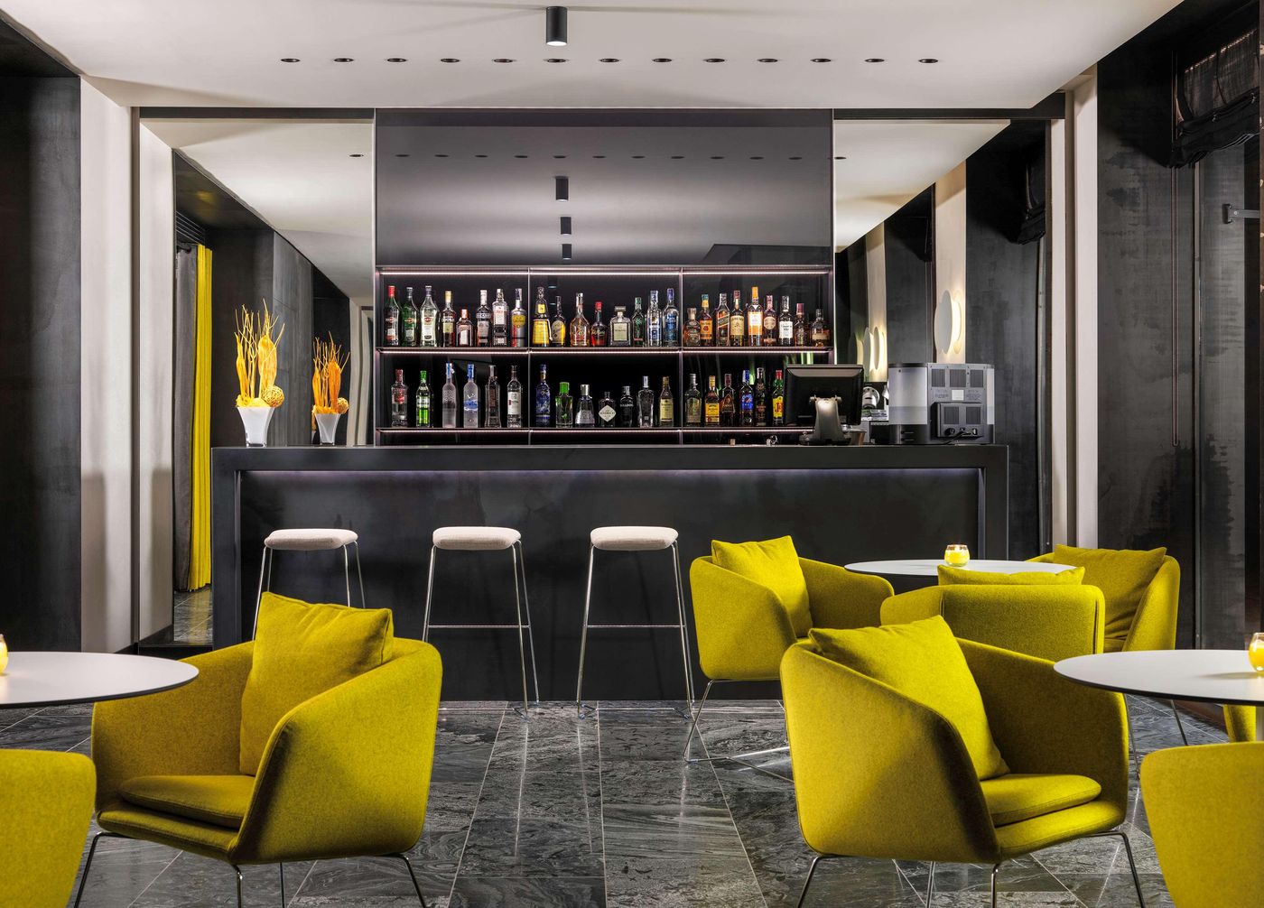 H10 Port Vell-Spain-BARCELONA-Lobby-5