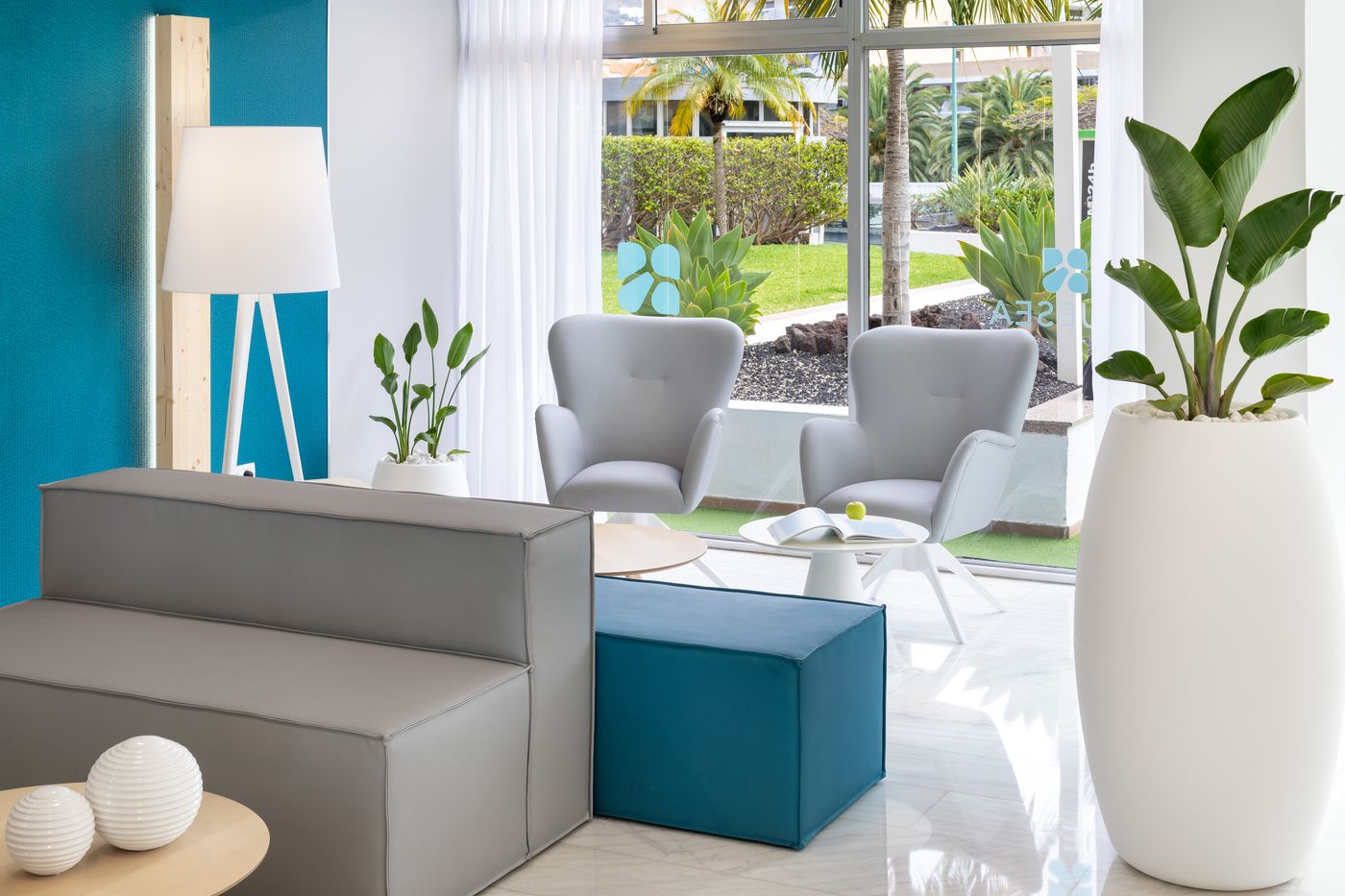 Blue-Sea-Interpalace-Lobby-29