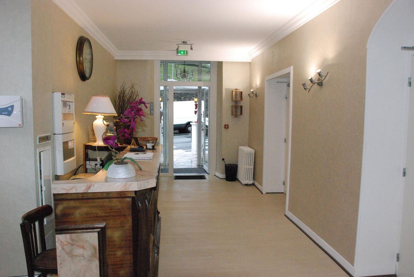 Hotel Acropolis-France-LOURDES-Lobby-8