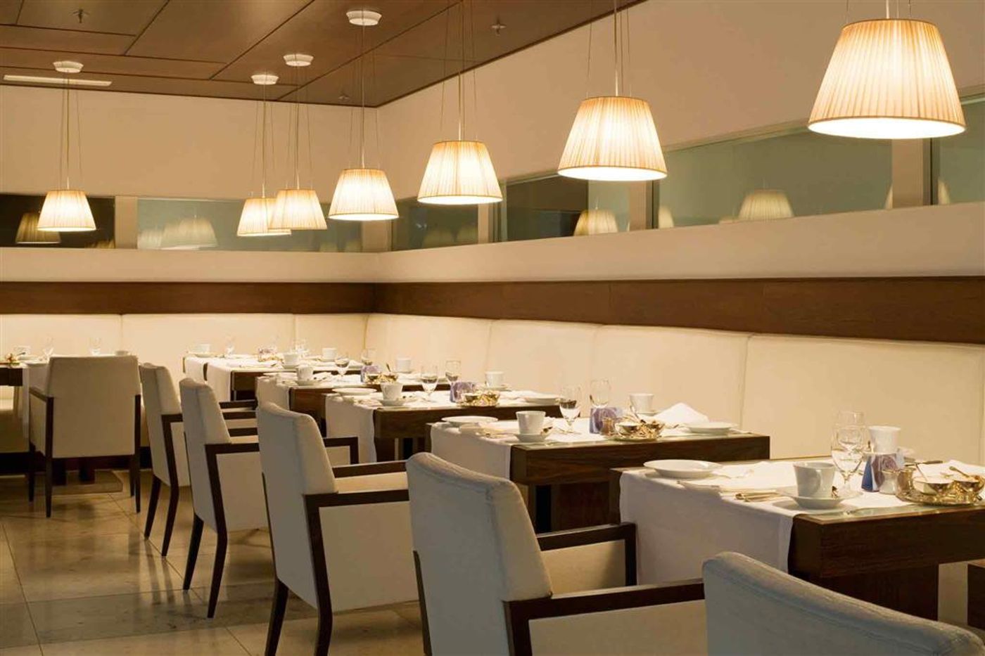 Hotel-Luc--Autograph-Collection-Restaurant-46