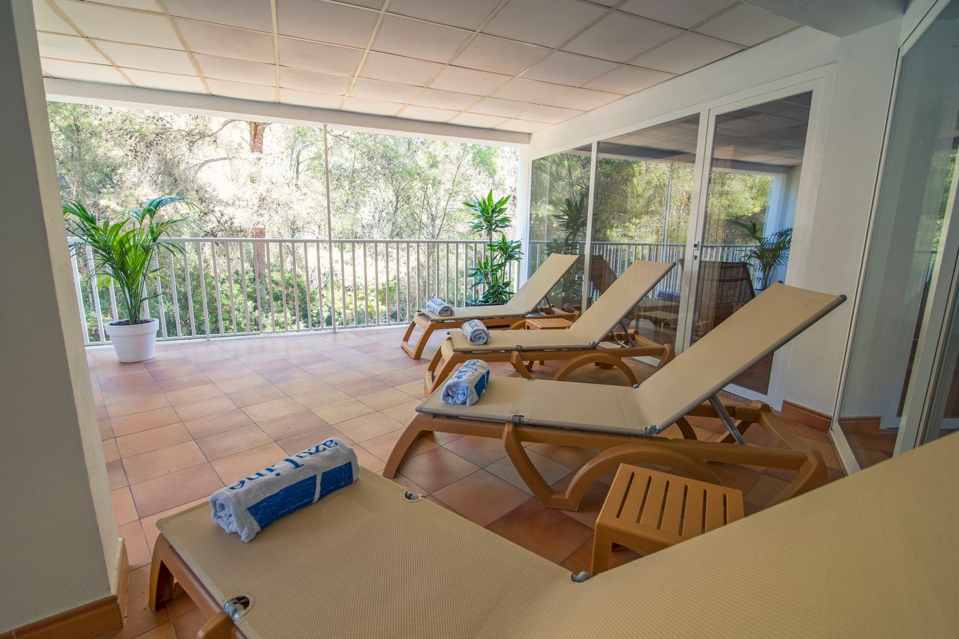 Azuline Hotel Bahamas & Bahamas II