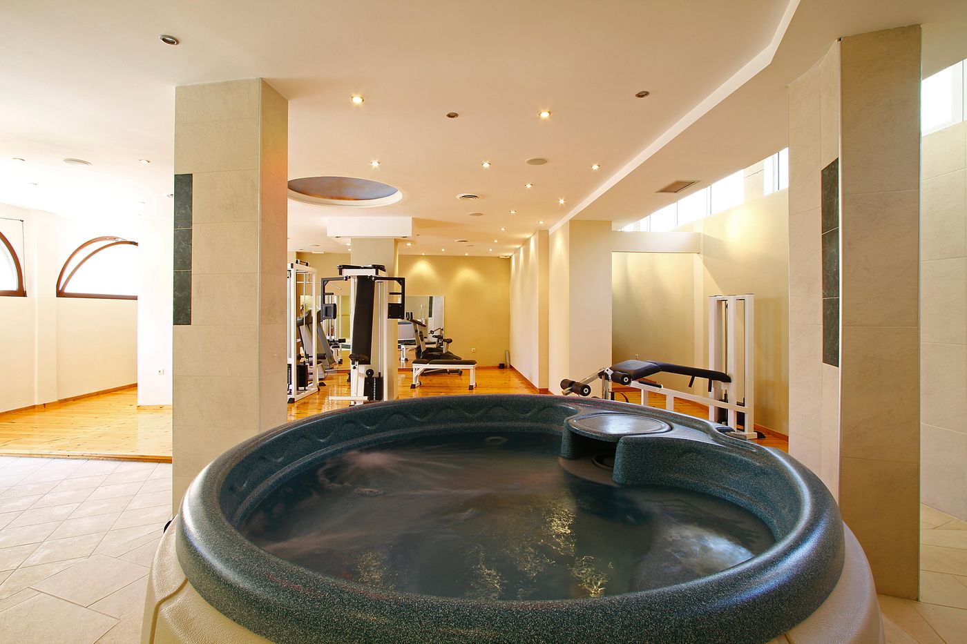 Bintzan-Inn-Sports-and-Entertainment-52