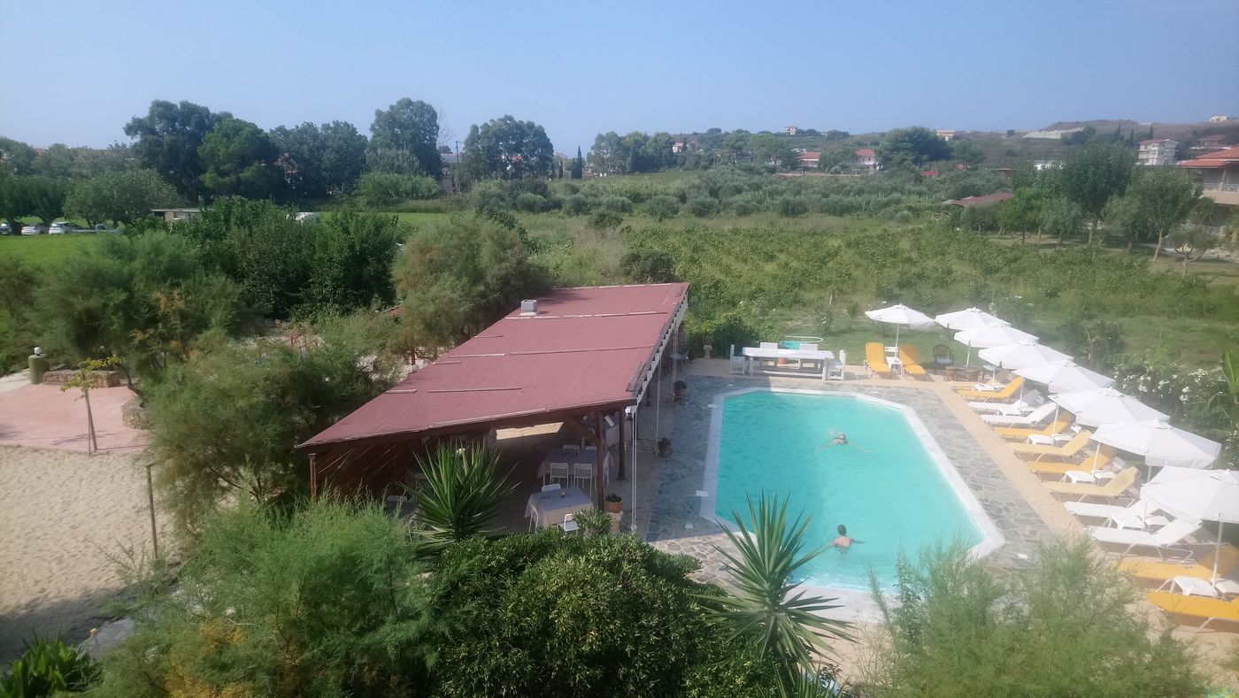 Zest---Xi-Beach-General-view-21