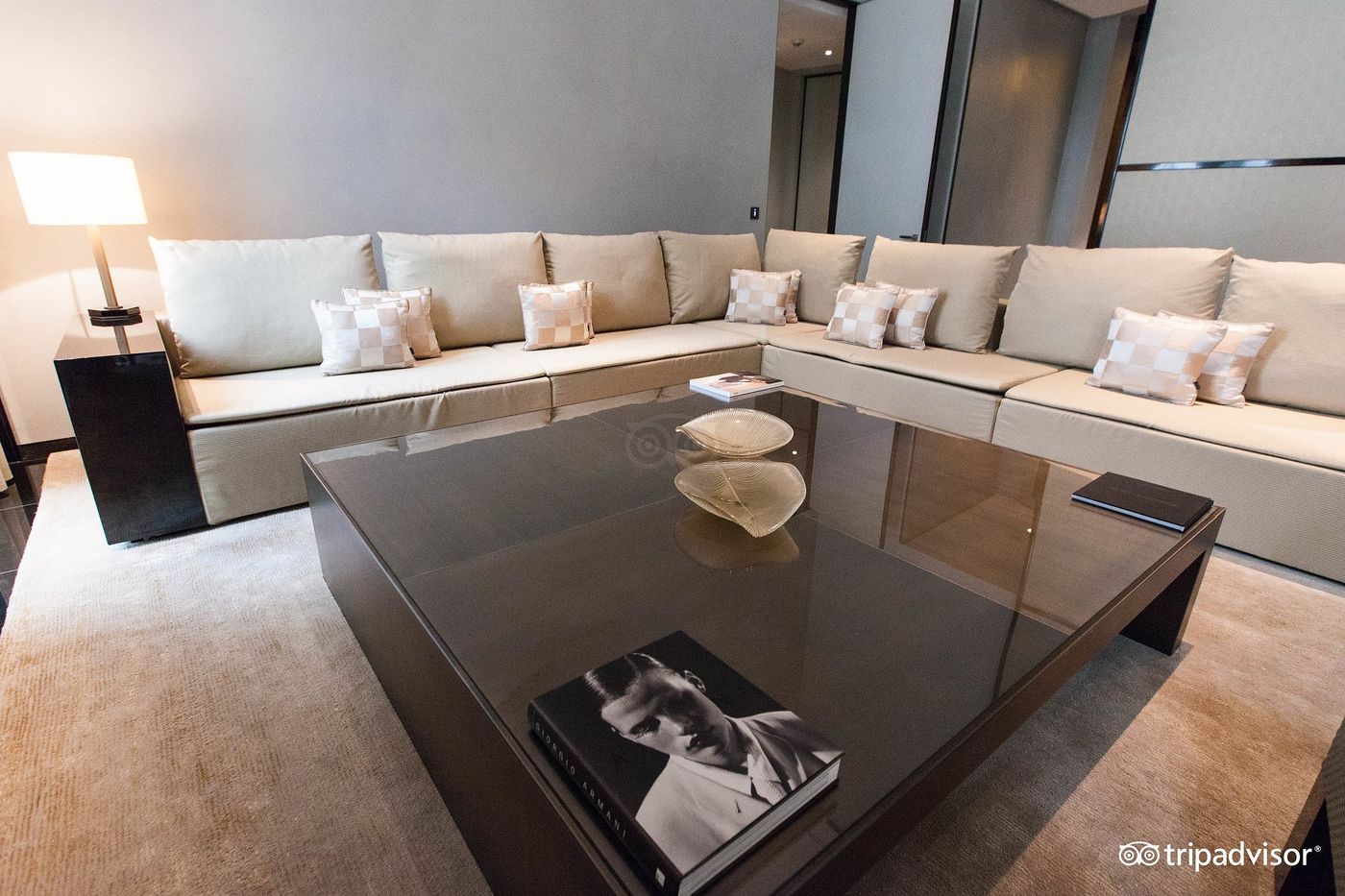 Armani-Hotel-Milano-Room-25