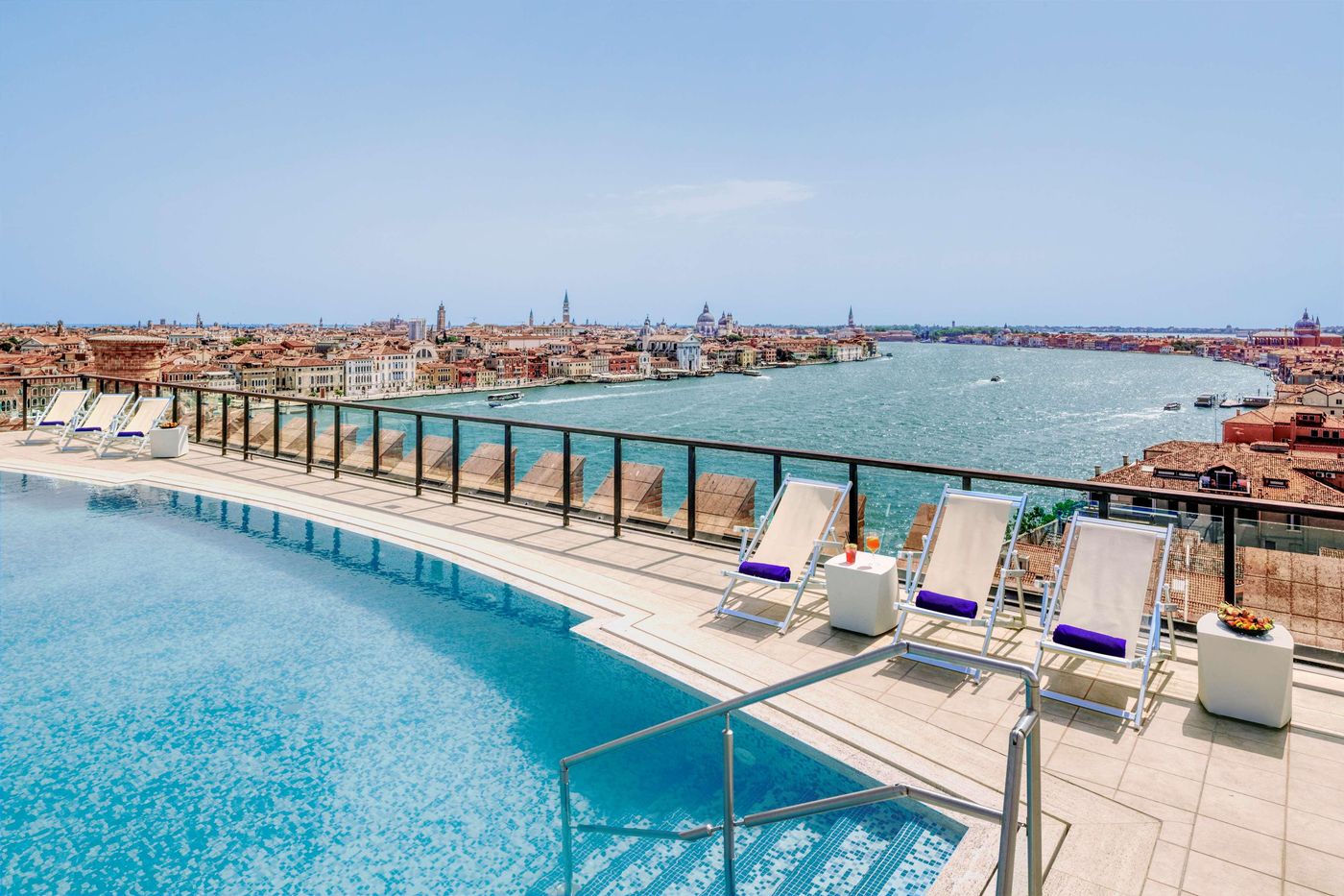 Hilton-Molino-Stucky-Venice-Pool-102