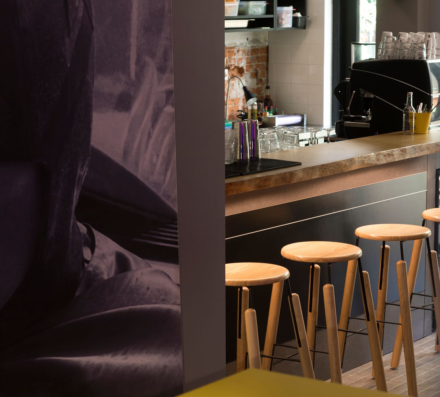 The-Arcade-Hotel-Bar-6