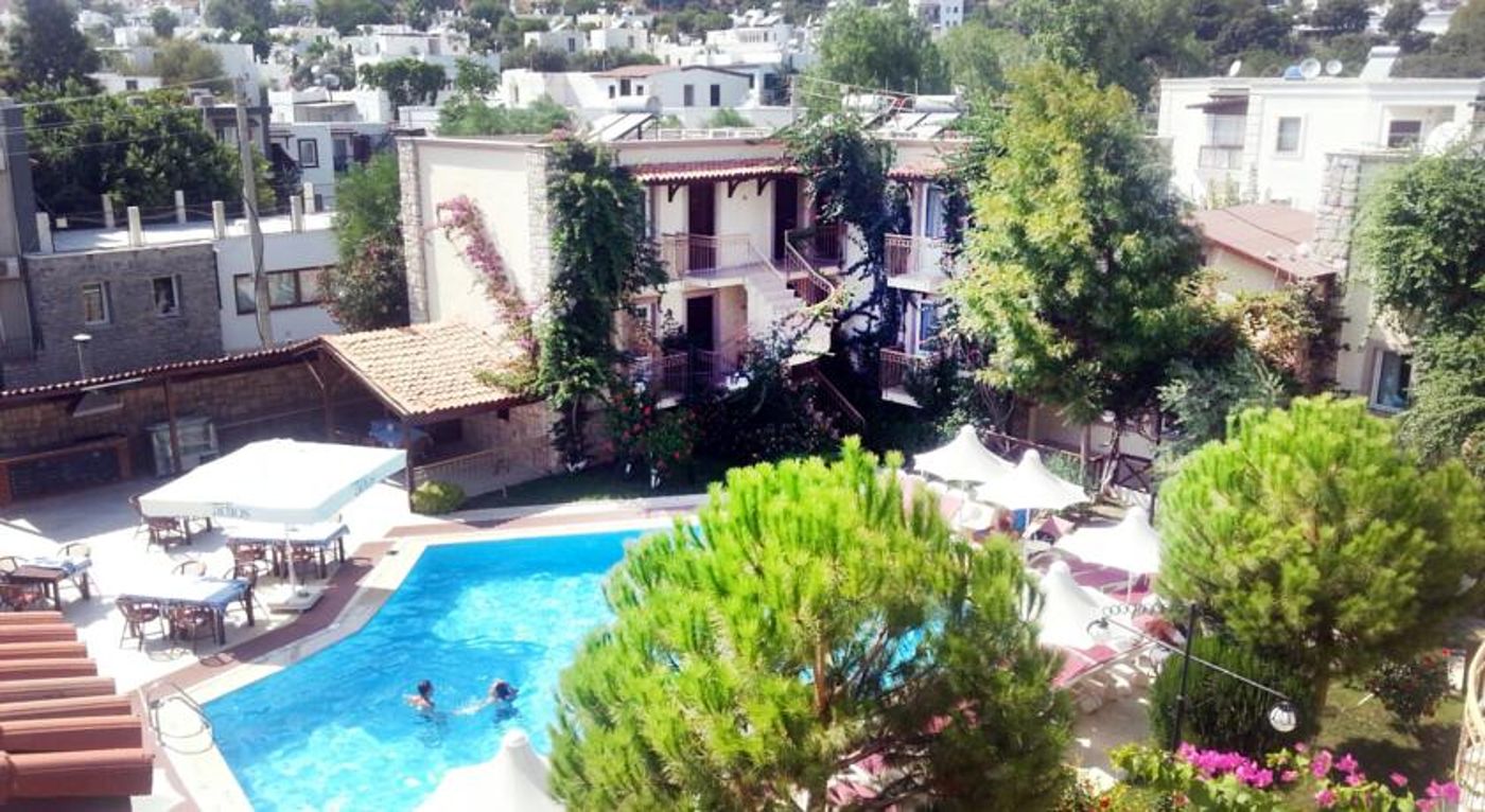 Moonshine Apartments