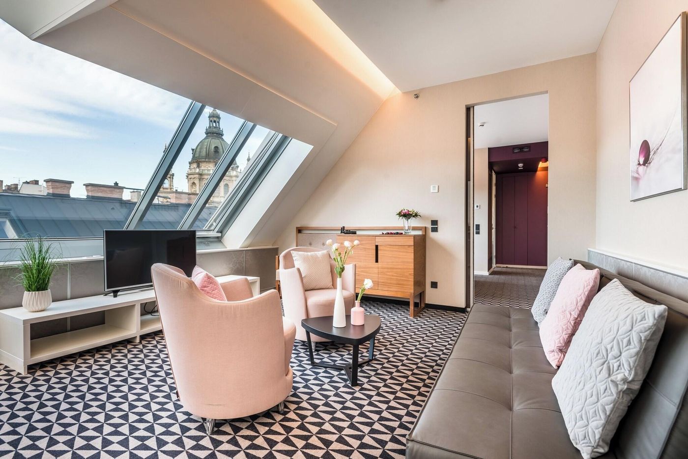 Hotel-Moments-Budapest-Room-10