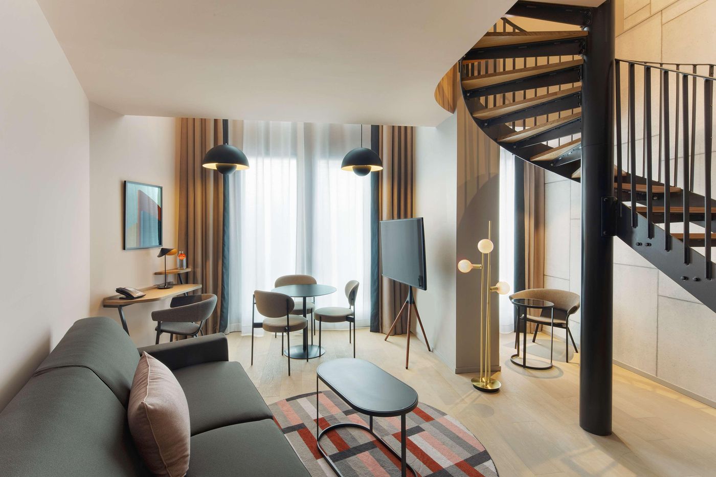 Canopy-By-Hilton-Paris-Eiffel-Tower-Room-35