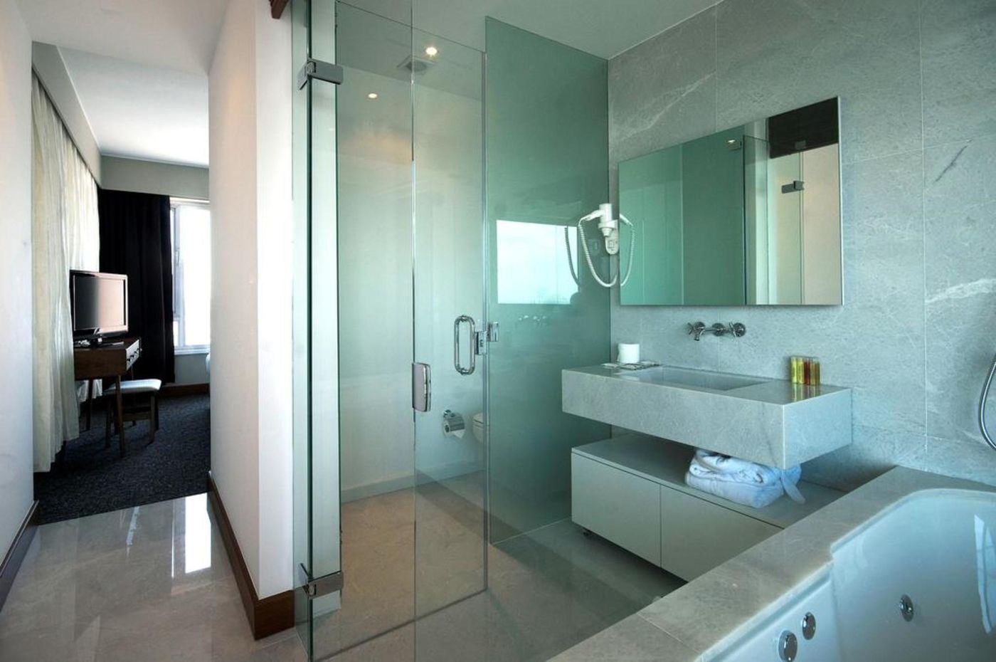 The-Marmara-Pera-Room-14