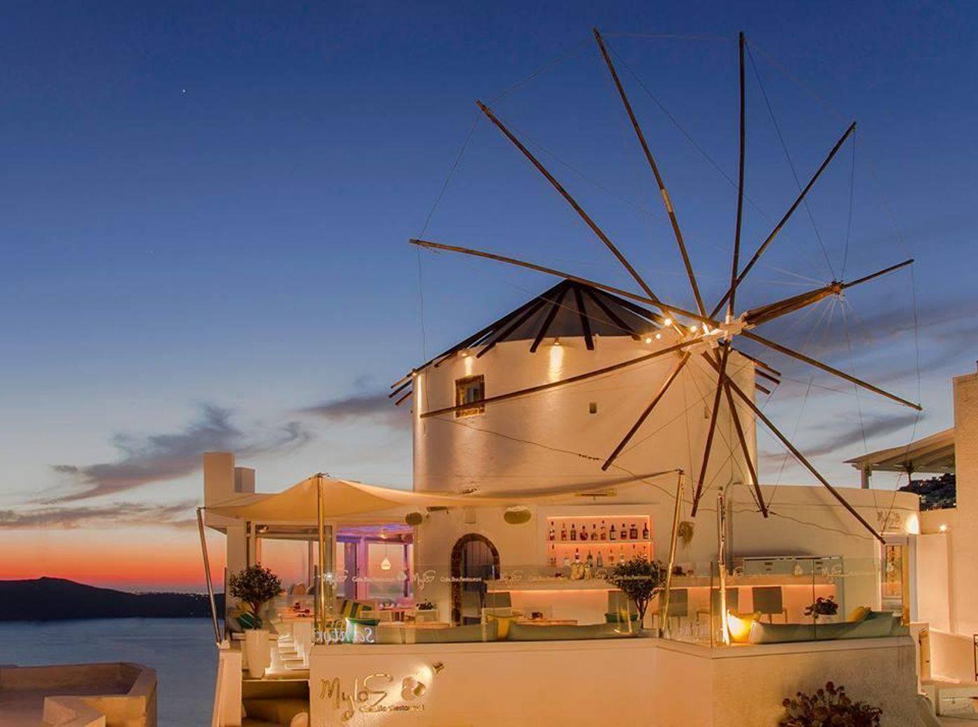 Mill-Houses-New-Elegant-Suites-Lobby-2