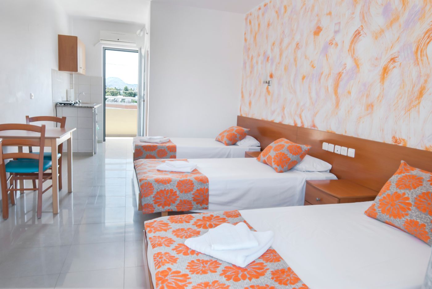 Georgia-Apartments-Room-36