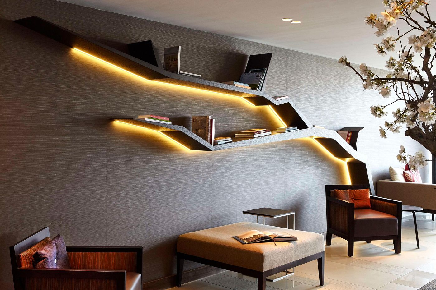 Hyatt-Place-Amsterdam-Airport-Bar-2