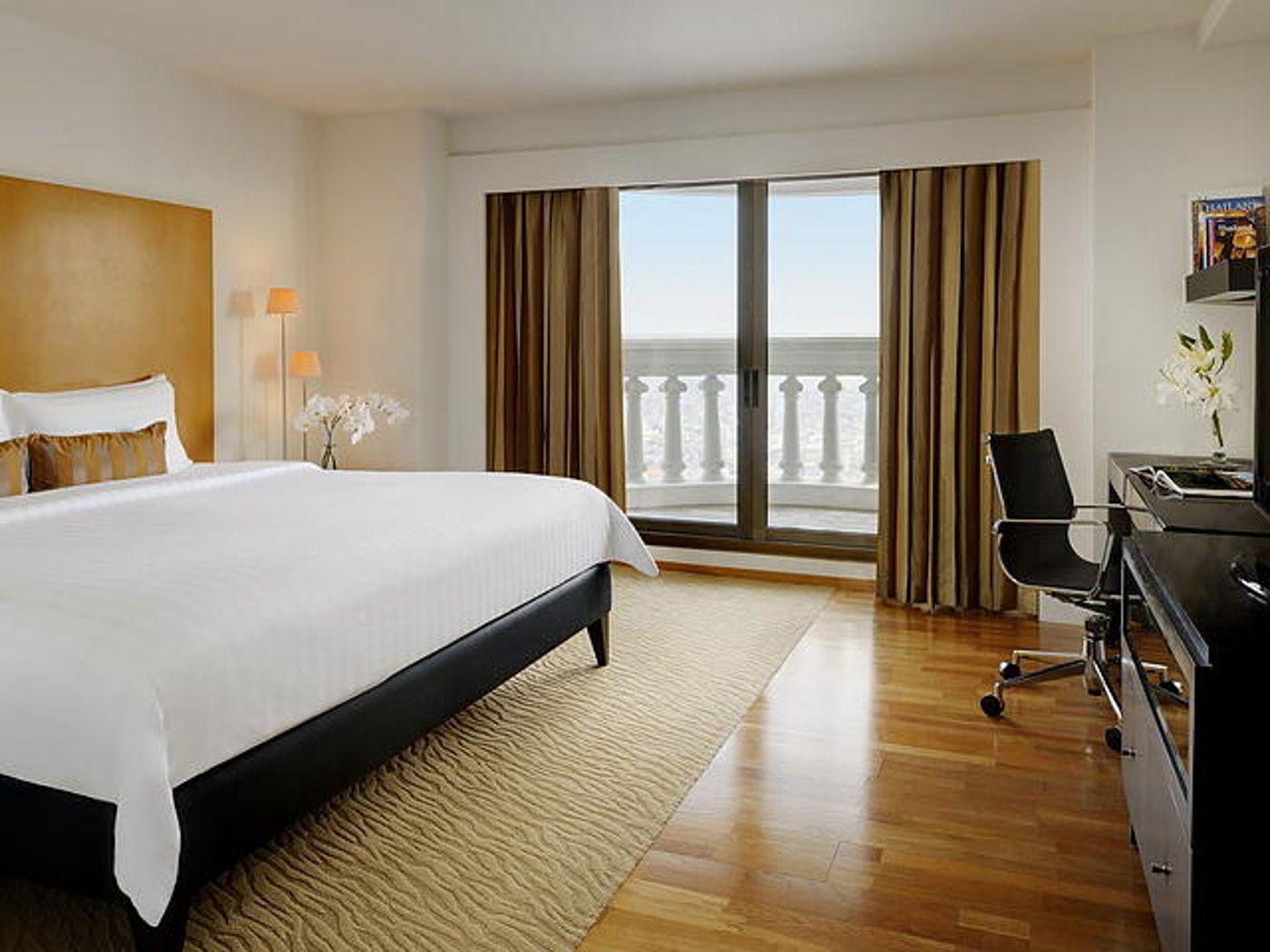 Tower Club at lebua 02