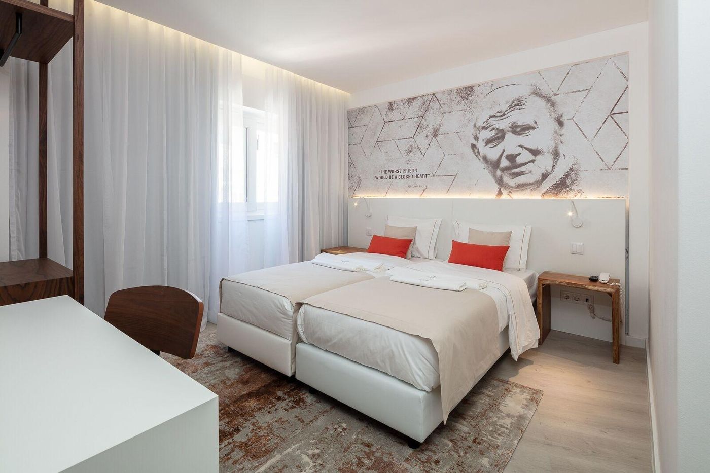 The-Icons-Hotel-Room-3