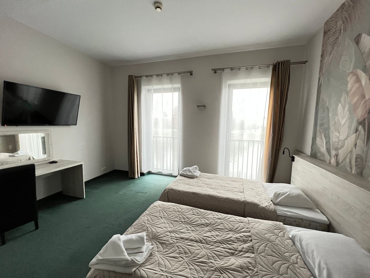 Poleski-Poland-KRAKOW-Room-3