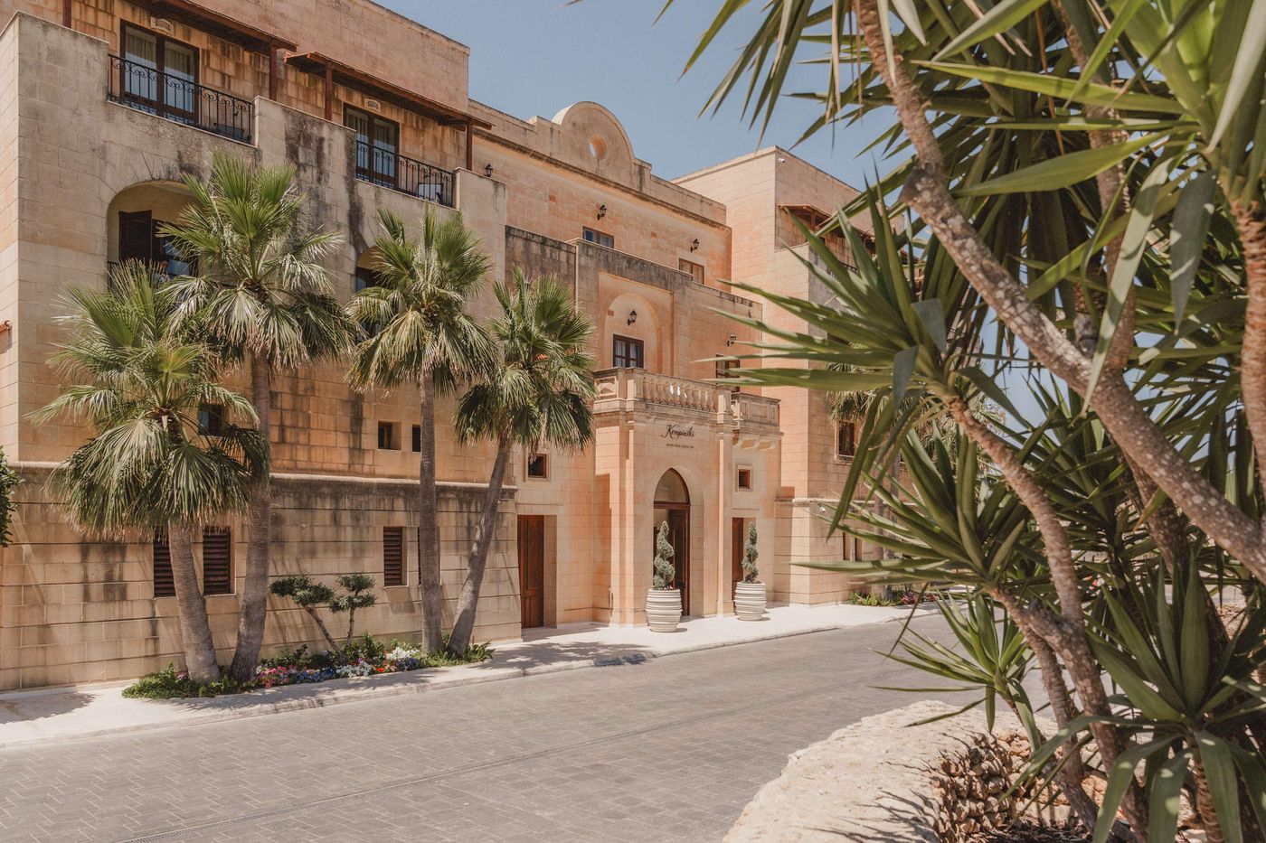 Kempinski-Hotel-San-Lawrenz-General-view-11